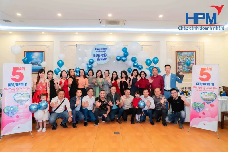 Sản phẩm 331ki niem ngay 1111 truyen thong lop ceo 11 5 nam gan ket 6 1 1024x683 — Công Ty Cổ Phần Học Viện Đào Tạo HPM — MST 0200788349