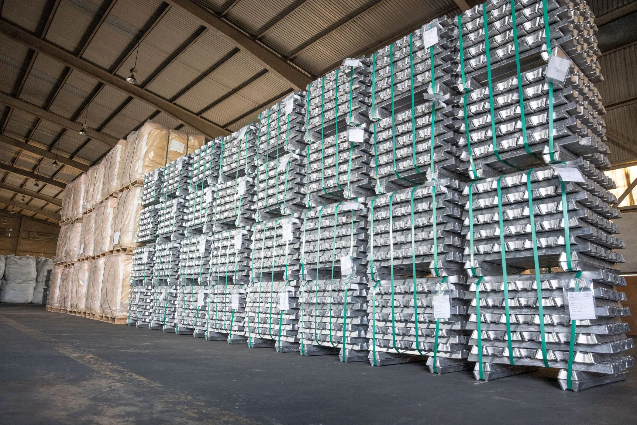 Sản phẩm 4298rectangle 1 1 — Công Ty Cổ Phần Thương Mại Đầu Tư Vân Long CDC — MST 0200835768