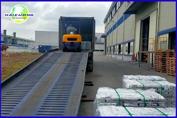 Sản phẩm van tai hai cuong40 — Vận Tải Hải Cường - Công Ty Cổ Phần Thương Mại Và Giao Nhận Vận Tải Hải Cường — MST 0201043620