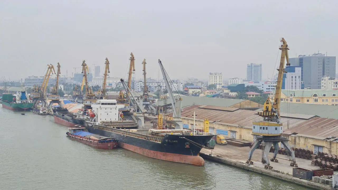 Sản phẩm 44444 dq4L large — Vận Tải Quốc Tế VIC - Công Ty TNHH Vận Tải Container Quốc Tế VIC — MST 0201057969