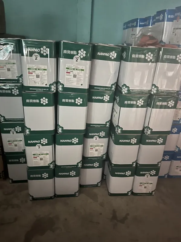 Sản phẩm KEO DAN GIAYY — Dung Môi Công Nghiệp Đại Thành - Công Ty TNHH Keo Dán Đại Thành — MST 0201275205