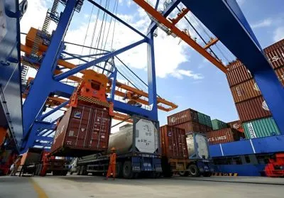 Sản phẩm chi phi nang ha container la gi bieu phi moi nhat hien nay 23001 — Hưng Phát Container - Công Ty Cổ Phần Hưng Phát Container — MST 0201300437