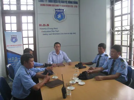 Sản phẩm 6847hop giao ban doi — Bảo Vệ Hùng Dũng - Công Ty TNHH Dịch Vụ Bảo Vệ Hùng Dũng — MST 0201312954
