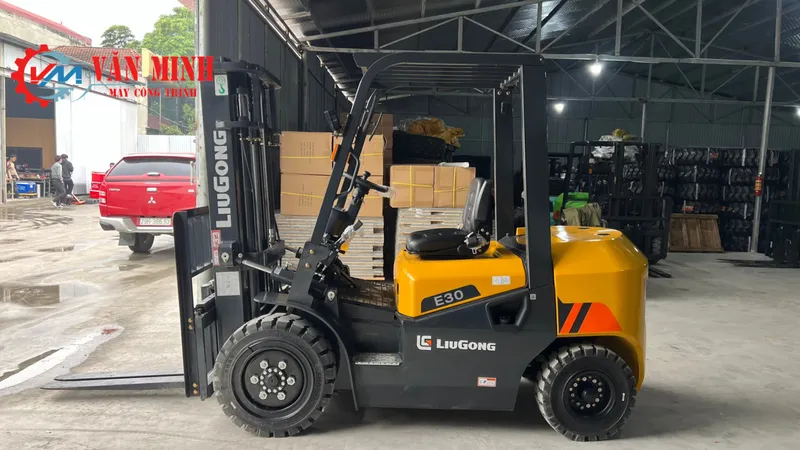 Sản phẩm 7 1 1400x787 — Công Ty TNHH Thương Mại Dịch Vụ Máy Công Trình Văn Minh — MST 0201778287