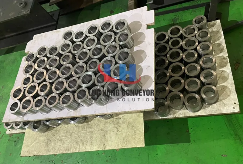 Sản phẩm 7 3 — Công Ty TNHH Thương Mại Và Sản Xuất Thiết Bị Băng Tải Lực Hồng — MST 0201778858