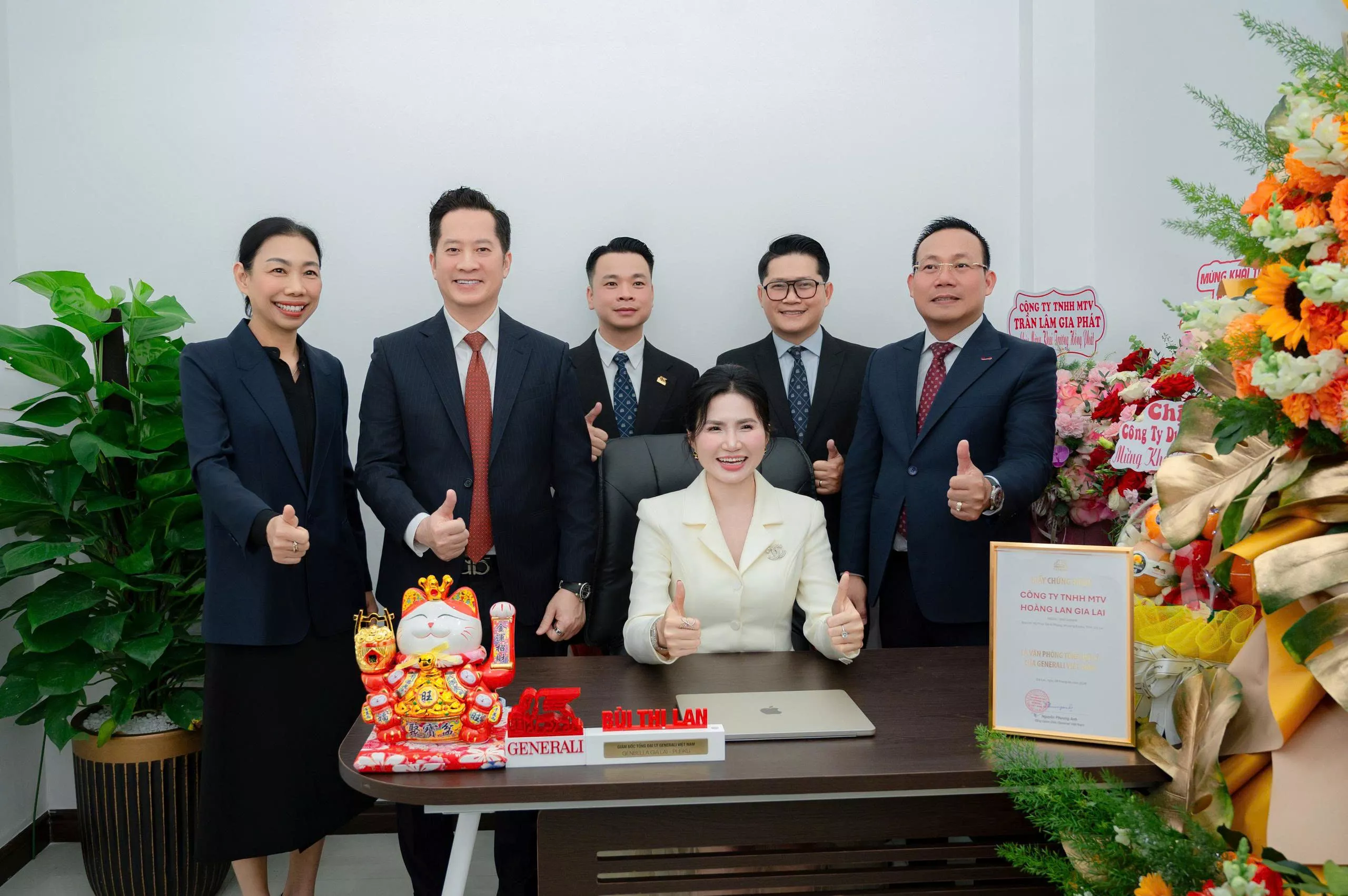 Sản phẩm z7879179285611 a0860392671d4d3834cbff2ee83b349f b8M7oa — Công Ty TNHH Công Nghệ Hoàng Lân — MST 0201782036
