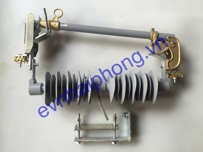 Sản phẩm cau chi tr polyme 1 — Công Ty Cổ Phần Xây Lắp Hải Phong — MST 0201799505