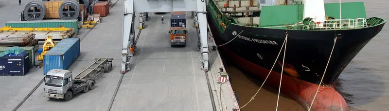 Sản phẩm cropped van chuyen hang hoa tu cang sai gon di cang thang long1 — Công Ty TNHH Thương Mại Và Dịch Vụ Vận Tải Vạn An Phát — MST 0201844677