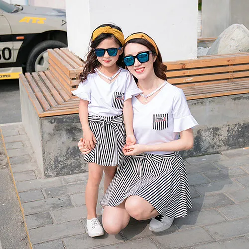 Sản phẩm 1529747084 dong phuc gia dinh vt 001 — Công Ty TNHH Thời Trang Trọng Tấn — MST 0201865116