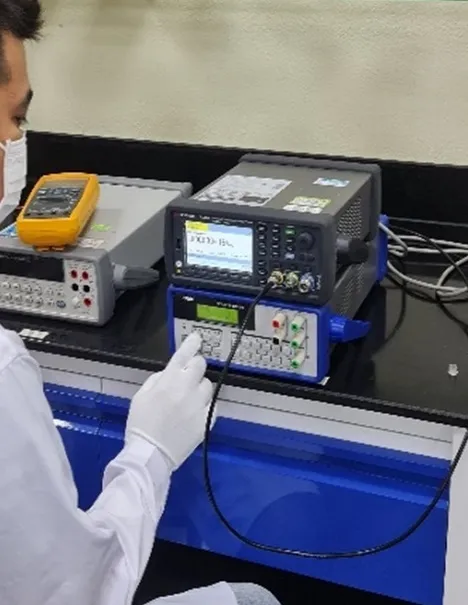 Sản phẩm thi nghiem dien hoc 1 — Dịch Vụ Hiệu Chuẩn Kiểm Định GST - Công Ty TNHH Dịch Vụ Kỹ Thuật Tiêu Chuẩn
Thông Dụng — MST 0201897044
