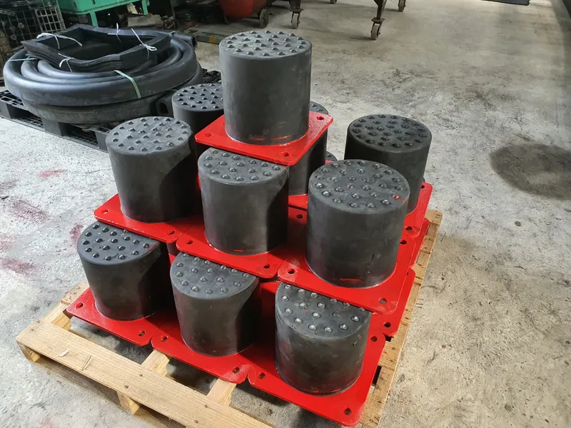 Sản phẩm Cuc can giam chan — Công Ty TNHH Cao Su Và Thương Mại Phương Viên — MST 0202091183