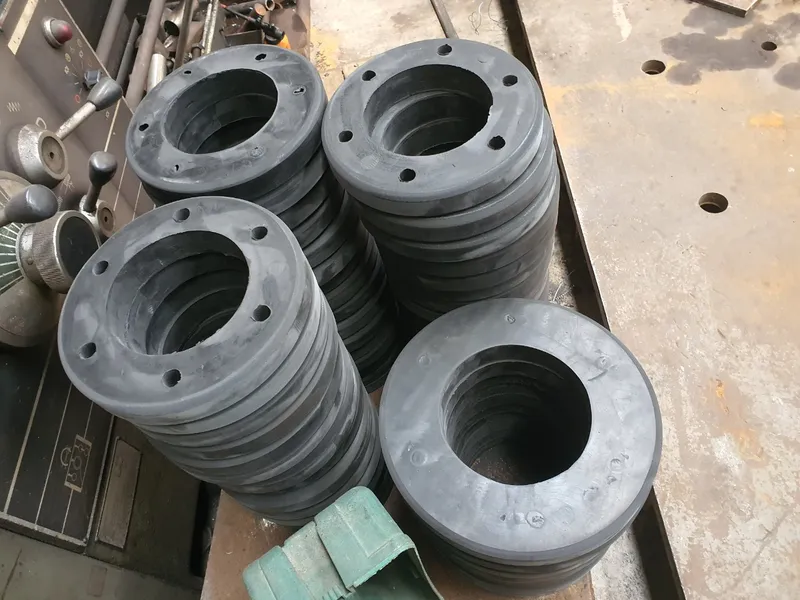 Sản phẩm Gioang lam kin — Công Ty TNHH Cao Su Và Thương Mại Phương Viên — MST 0202091183