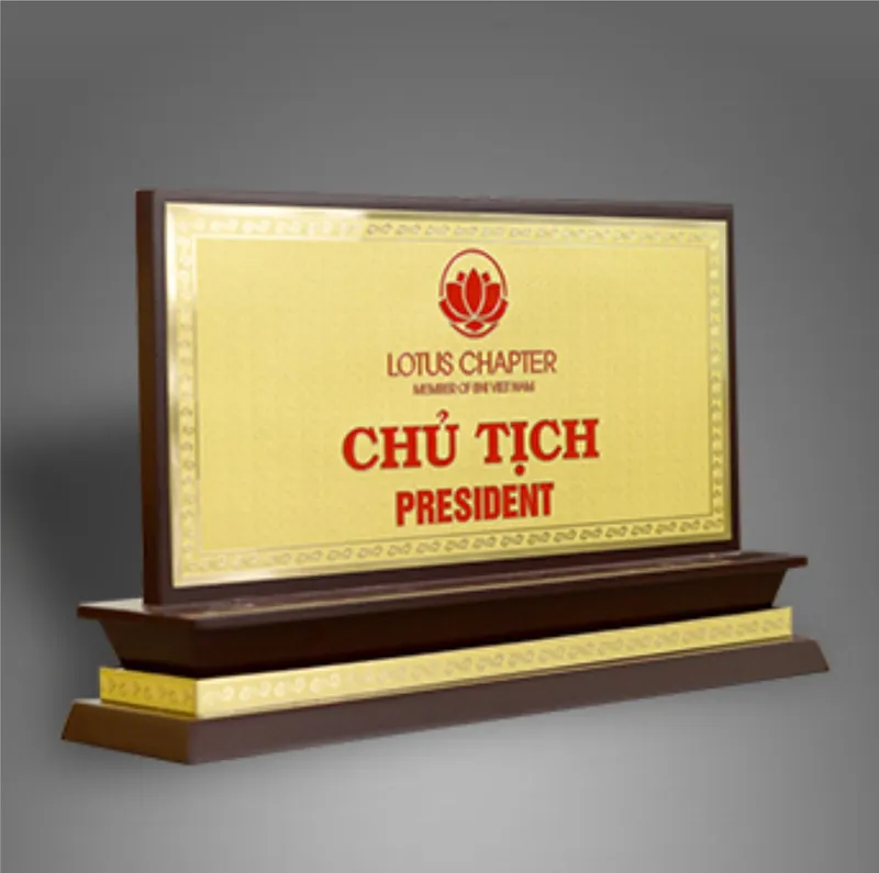 Sản phẩm bien chuc danh de ban dep — Công Ty TNHH Thương Mại Dịch Vụ In Tâm Thành Đạt — MST 0202245348