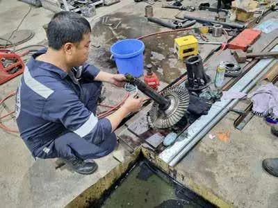 Sản phẩm z6782027821530_f5ed93af8a1c0f163c42ffc4597f237e 2 — Sửa Chữa Tàu Biển ANSAC - Công Ty TNHH Kỹ Thuật Sửa Chữa Tàu Biển ANSAC — MST 0202300567