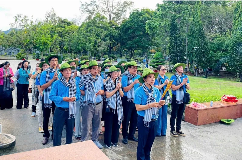Sản phẩm hanh trinh ve nguon 01 — Tổng Công Ty Vật Liệu Xây Dựng Số 1 - Công Ty Cổ Phần (FICO) — MST 0300402493