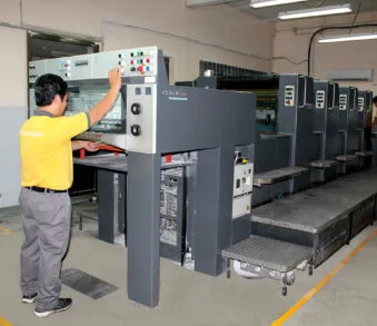 Sản phẩm 2 Máy in Offset 4 màu 339x293 — Công Ty Trách Nhiệm Hữu Hạn Một Thành Viên In Tem Bưu Điện — MST 0300441502