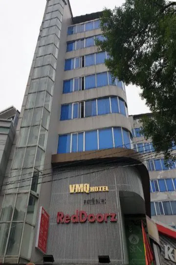 Sản phẩm doanh nghiep nuot khach san ban co ha noi ai chiu trach nhiem 144650 1 360x540 — Công Ty TNHH Sản Xuất Và Lắp Ráp Cửa Kính Nhôm C.N.D — MST 0300710811