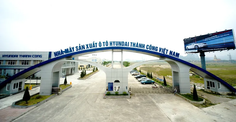 Sản phẩm 1505113973_hyundai thanh cong — Công Ty TNHH Một Thành Viên Xây Dựng Và Thương Mại Hữu Lộc — MST 0301399035