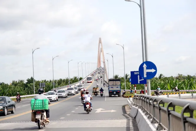 Sản phẩm 1526874680_mo rong quoc lo 60 — Công Ty TNHH Một Thành Viên Xây Dựng Và Thương Mại Hữu Lộc — MST 0301399035
