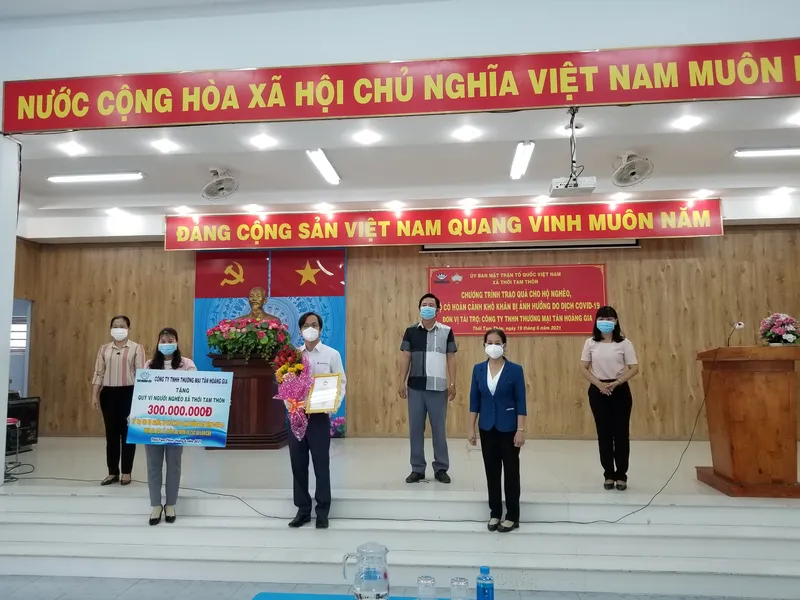 Sản phẩm 1 0 0 0 0 1624074438 — Sofa Tân Hoàng Gia - Công Ty TNHH TM Tân Hoàng Gia — MST 0301414491