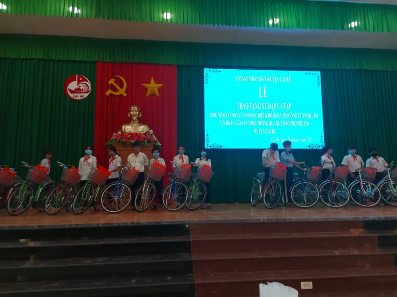 Sản phẩm z2052441937780_5d71b05463983f54272cbd695c99b1ad — Sofa Tân Hoàng Gia - Công Ty TNHH TM Tân Hoàng Gia — MST 0301414491