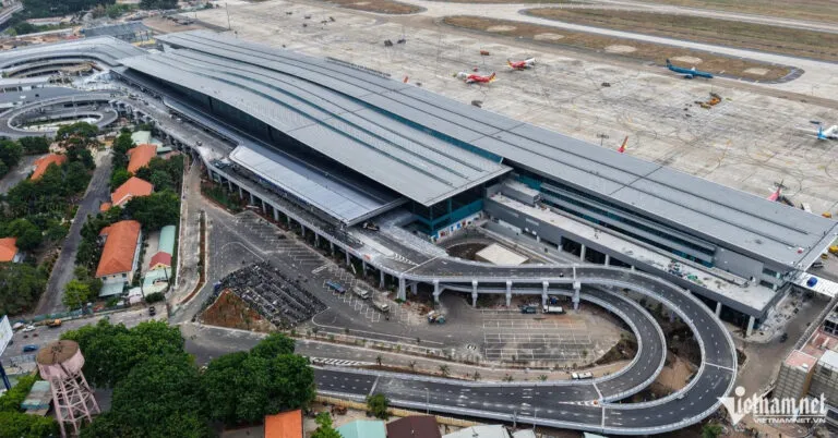 Sản phẩm Nha ga hanh khach T3 Cang hang khong Quoc noi Tan Son Nhat 768x402 — Công Ty CP Kỹ Thuật Điện Toàn Cầu — MST 0301446863