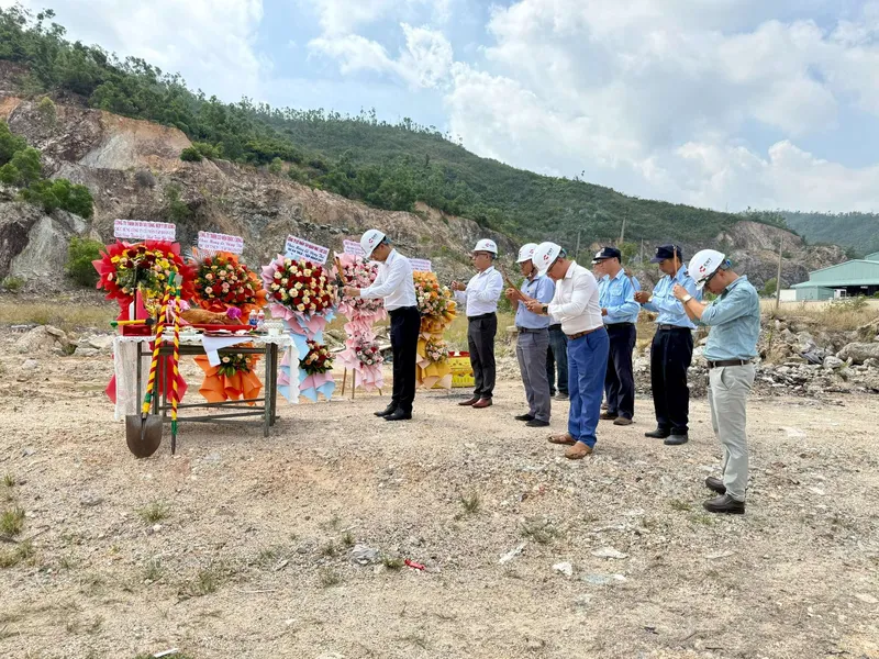 Sản phẩm le dong tho 2 — Công Ty Cổ Phần Xây Dựng & Kinh Doanh Vật Tư (C&T) — MST 0301460120