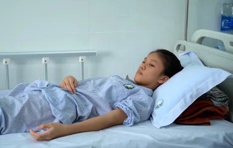 Sản phẩm be nguyen hue khuong bi tai bien mong _1777354666 — Báo Phụ Nữ Thành Phố Hồ Chí Minh — MST 0301463890