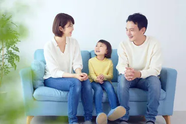 Sản phẩm bai viet 10 bi quyet tro chuyen cung tre thumb 366x244 — Công Ty TNHH Bảo Hiểm Nhân Thọ Prudential Việt Nam — MST 0301840443