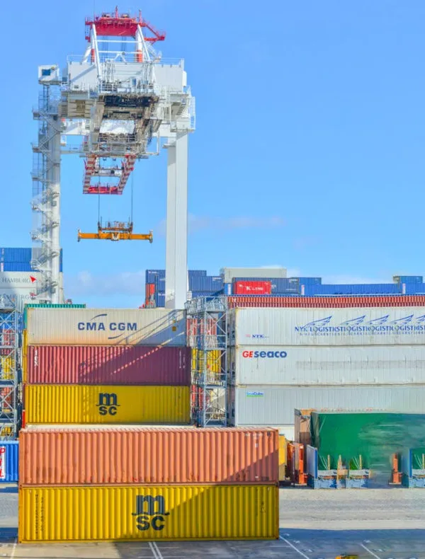 Sản phẩm exporting products vietnam contract manufacturing — Hội Chợ Vietbuild - Công Ty Cổ Phần Tổ Chức Triển Lãm Quốc Tế Xây Dựng Vietbuild — MST 0301972802