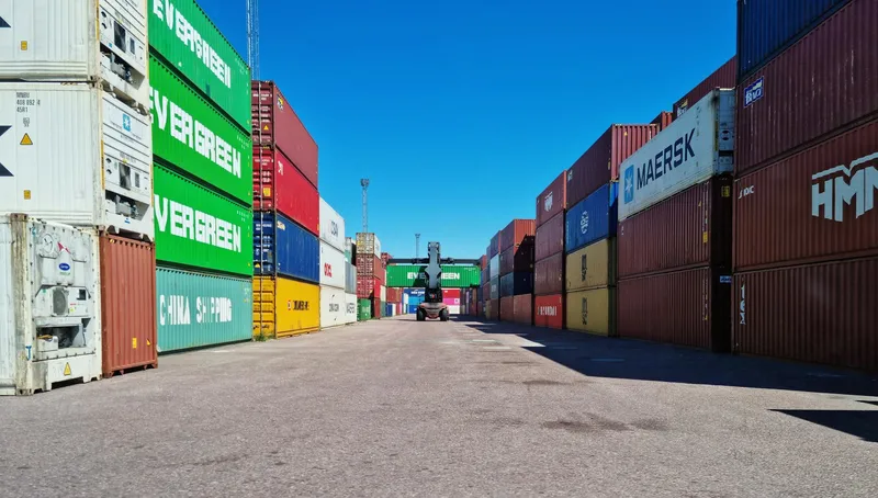 Sản phẩm manufacturing sourcing exporting vietnam — Hội Chợ Vietbuild - Công Ty Cổ Phần Tổ Chức Triển Lãm Quốc Tế Xây Dựng Vietbuild — MST 0301972802