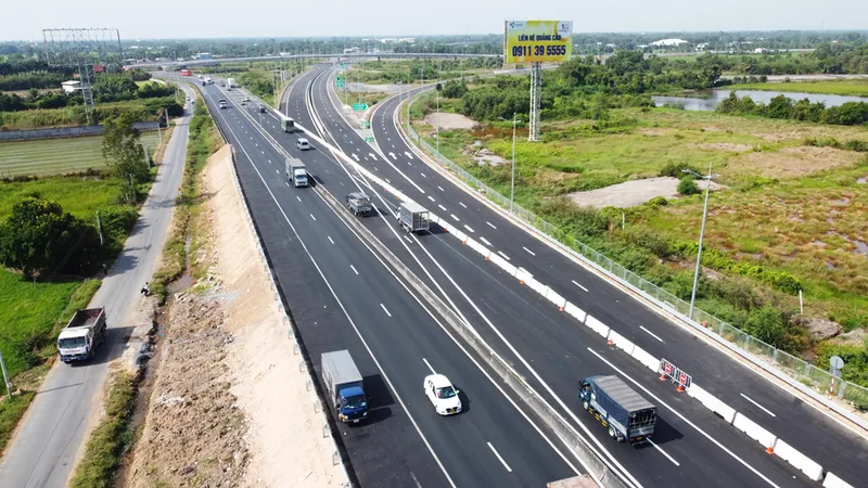 Sản phẩm z3173487309501 ec63529b8cde855 7651 3239 1649936466 — Công Ty TNHH Thương Mại - Dịch Vụ - Xây Dựng Hoàng Gia — MST 0302215629