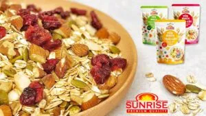Sản phẩm bữa ăn 1 phút với yến mạch trái cây sấy khô sunrise 300x169 — Công Ty TNHH Thương Mại Dịch Vụ Nhật Thăng — MST 0302387811