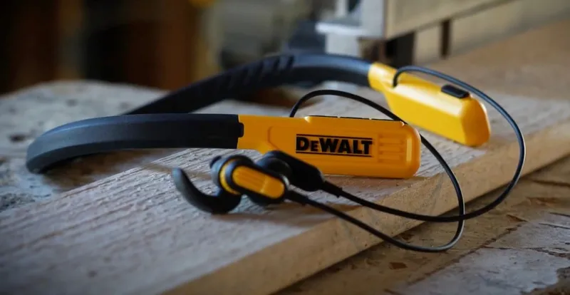 Sản phẩm DeWalt Jobsite Pro jpeg 5245 1638611319 — Công Ty TNHH Thiết Bị Phòng Cháy Chữa Cháy 2-9 — MST 0302415610