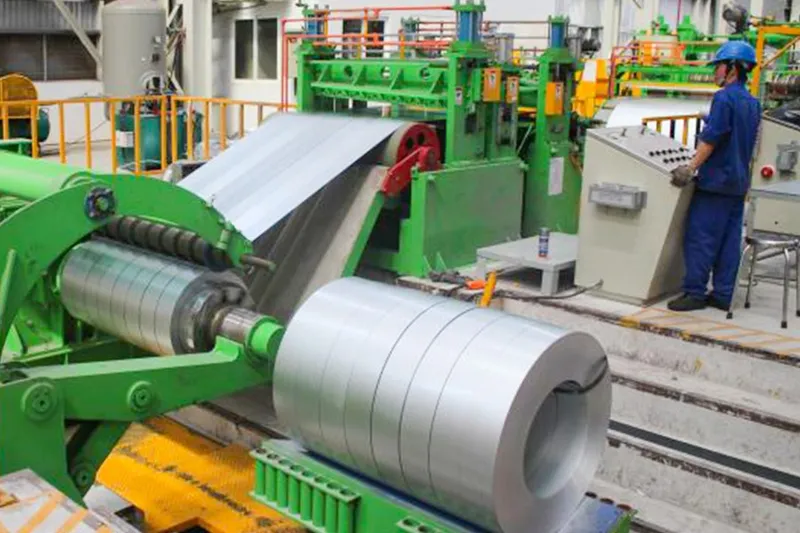 Sản phẩm thep xe cuon02 — Công Ty TNHH Sắt Thép Ngọc Biển — MST 0302495165