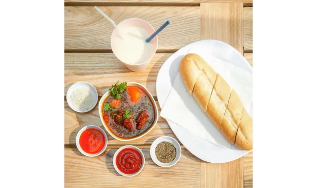 Sản phẩm 10 bien the cua mon banh mi thit viet nam duoc ham mo nhat 15 .6849 640x380 — YILIN - Công Ty TNHH YILIN Việt Nam — MST 0302953400