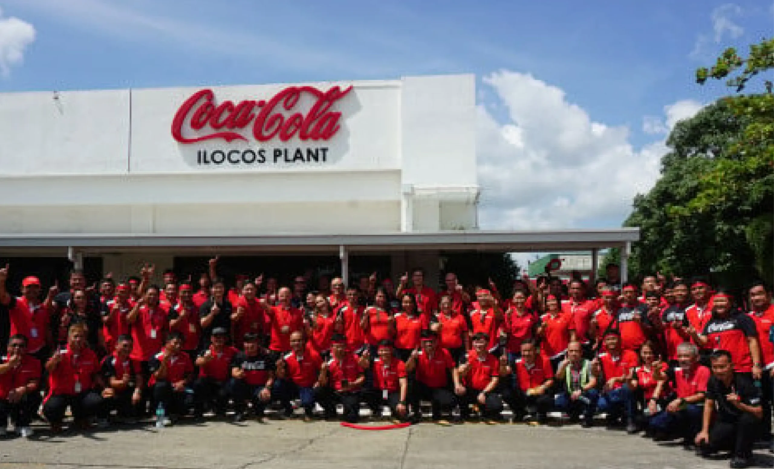 Sản phẩm Coca Cola_khach hang scaled — Công Ty Cổ Phần Tân Phạm Gia — MST 0302963984