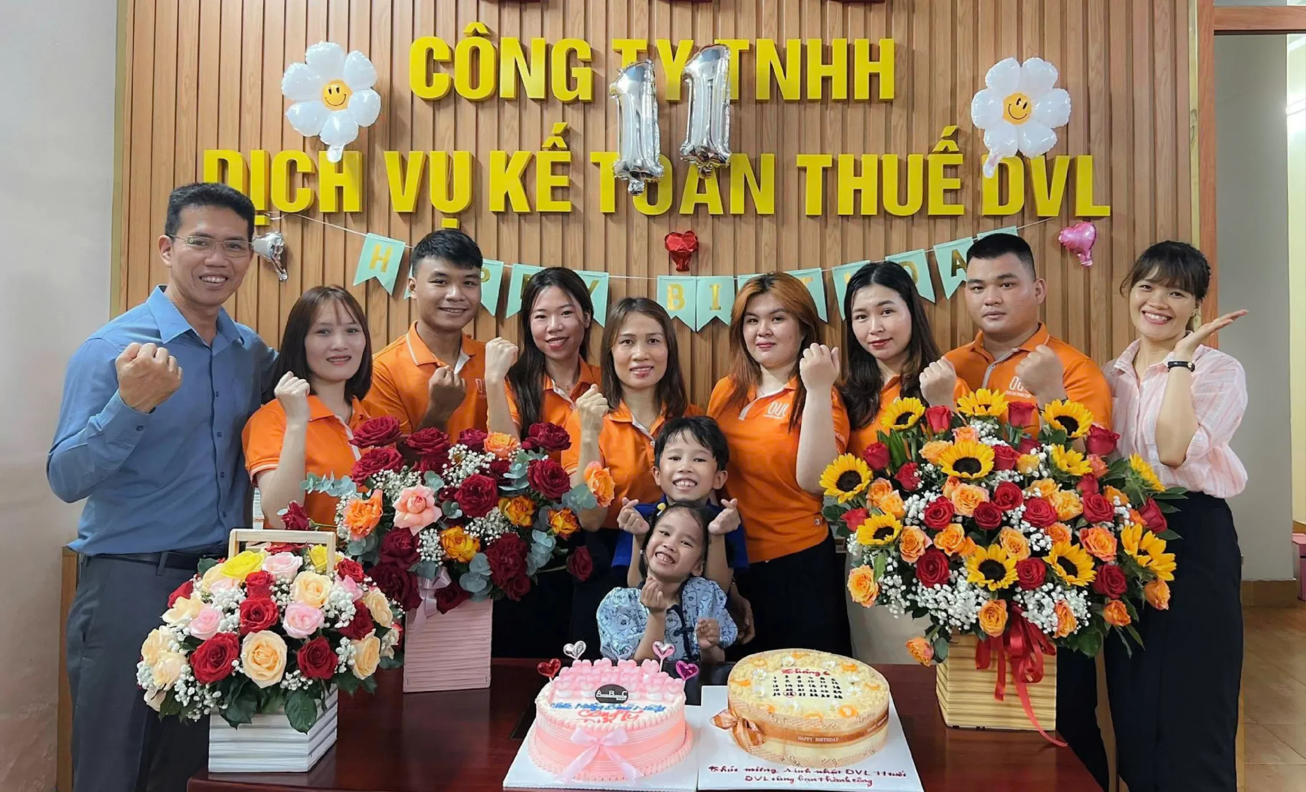 Sản phẩm thue DVL_khach hang scaled — Công Ty Cổ Phần Tân Phạm Gia — MST 0302963984