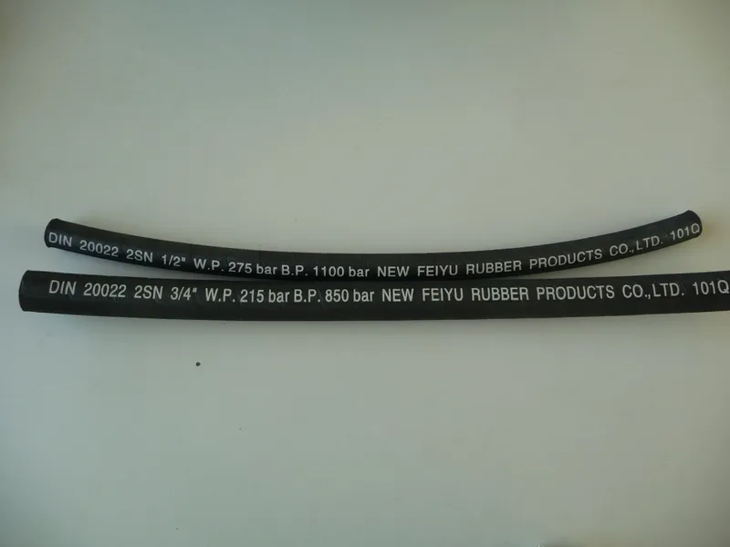 Sản phẩm 2SN  hose   Pic 2.JPG — Thiết Bị Công Nghiệp Lan Minh Nguyễn - Công Ty TNHH Lan Minh Nguyễn — MST 0302993072