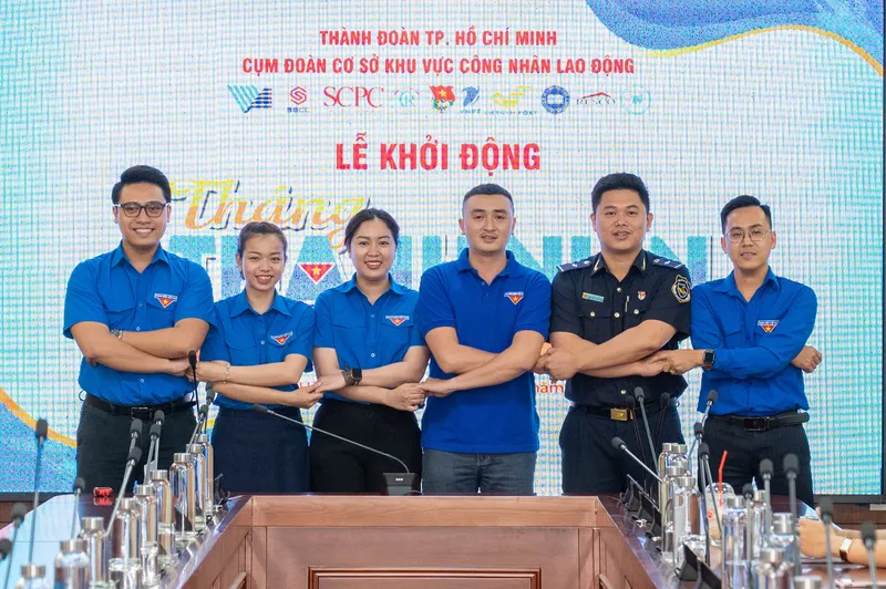 Sản phẩm thang thanh nien 1 — Tổng Công Ty Văn Hóa Sài Gòn — MST 0303158155