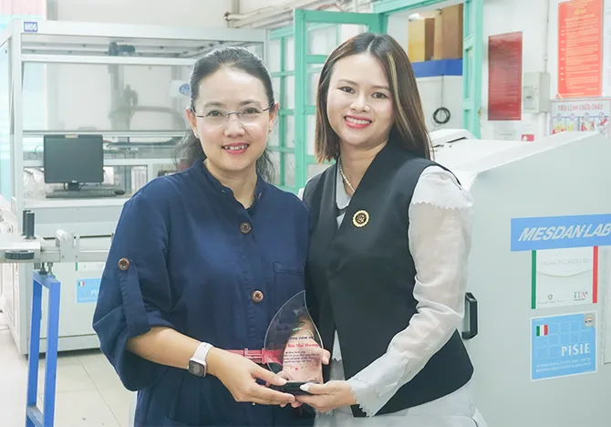 Sản phẩm Thum du an nghien cuu soi dua dai hoc bach khoa va kim vu — Vải Sợi Kim Vũ - Công Ty TNHH Vải Sợi & Thời Trang Kim Vũ — MST 0303210119