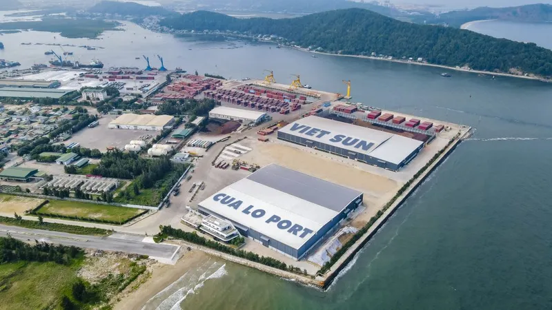 Sản phẩm 3 4_Trang ngoai_Khai thac cang 1024x576 — Công Ty Cổ Phần Nhật Việt — MST 0303582935