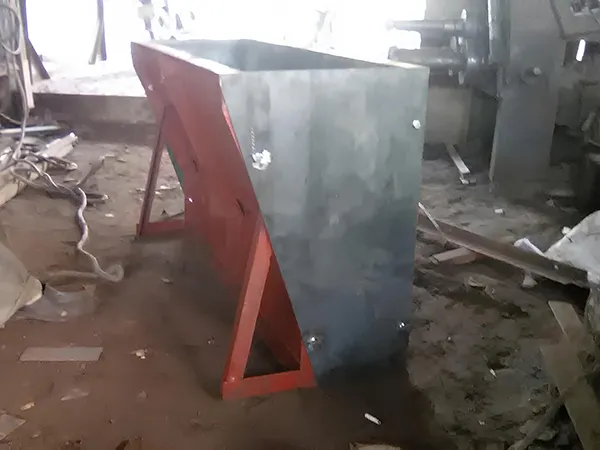 Sản phẩm Khuon duc bo via — Thiết Bị Xây Dựng Đại Thành Phát - Doanh Nghiệp Tư Nhân Đại Thành Phát — MST 0304030140