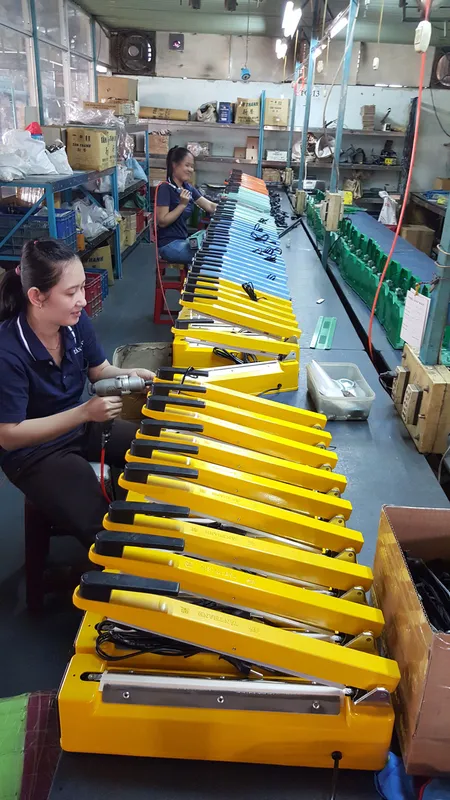 Sản phẩm 19221630 — Công Ty TNHH Sản Xuất Thương Mại Dịch Vụ Tân Thanh — MST 0304107121