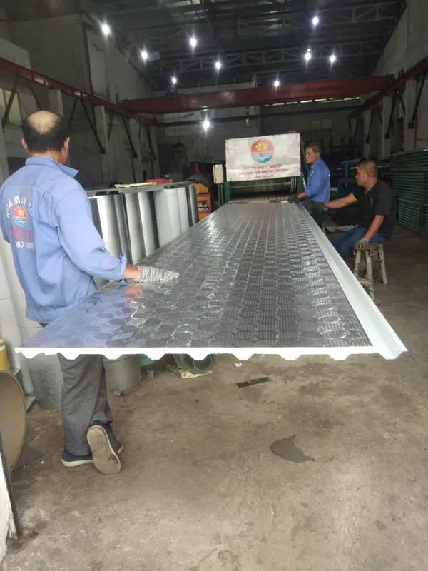 Sản phẩm pu 18 6 1707 — Công Ty TNHH Tập Đoàn Tôn Thiên Tân — MST 0304115161