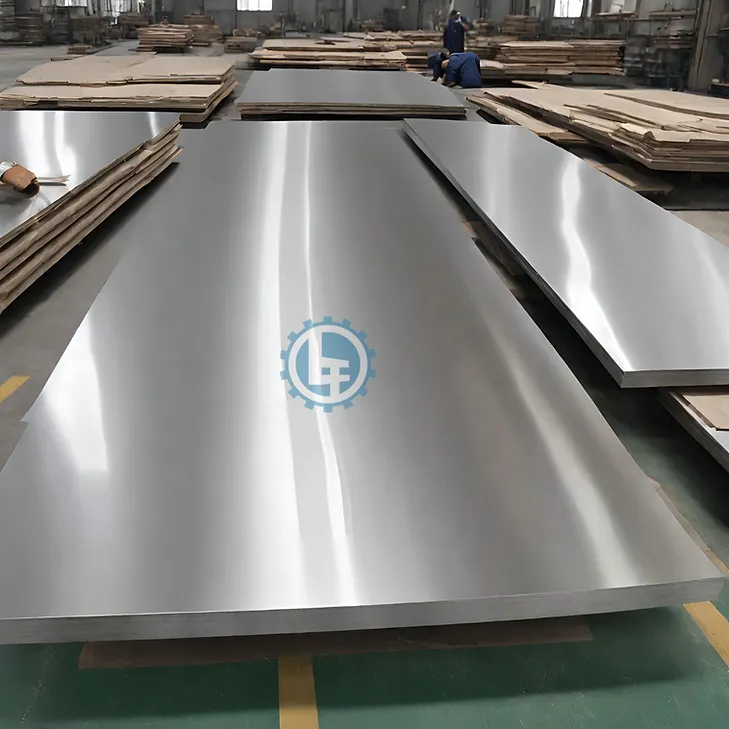 Sản phẩm 8 Tam Inox sau khi danh soc Hairline — Công Ty TNHH Sản Xuất - Thương Mại Lực Thiên — MST 0304144099