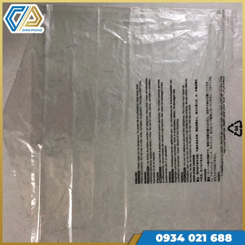 Sản phẩm tui pe xe vai co in dung moc treo ao — Bao Bì Nhựa Đỉnh Phong - Cơ Sở Bao Bì Nhựa Đỉnh Phong — MST 0304257085