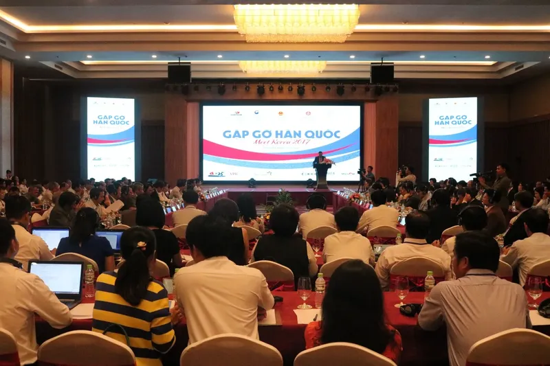 Sản phẩm 023218498934_anh 1toan canh hoi nghi — Công Ty Cổ Phần Sài Gòn An Thái — MST 0304419561