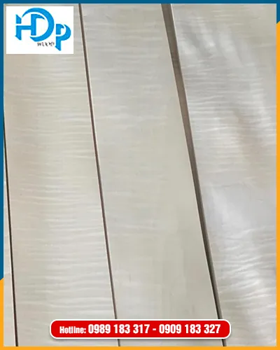 Sản phẩm van veneer 14 — Gỗ Hùng Đại Phát - Công Ty TNHH Thương Mại Sản Xuất Trang Trí Nội Thất Hùng Đại
Phát — MST 0304598455