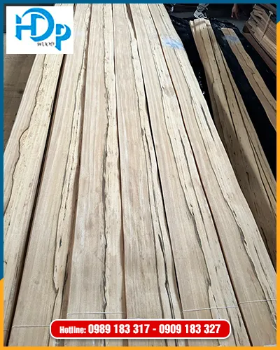 Sản phẩm van veneer 20 — Gỗ Hùng Đại Phát - Công Ty TNHH Thương Mại Sản Xuất Trang Trí Nội Thất Hùng Đại
Phát — MST 0304598455